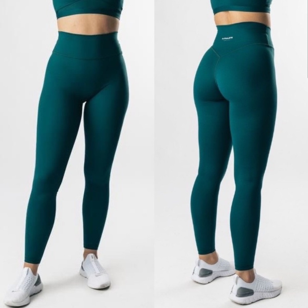 Alphalete Alphalux Essential Legging